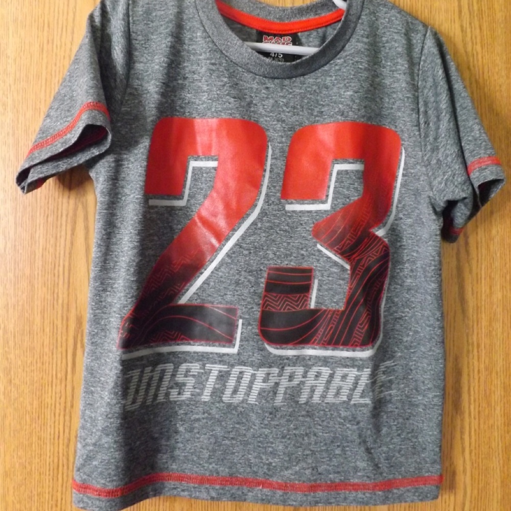 Mad Game T-Shirt- Boys 4/5